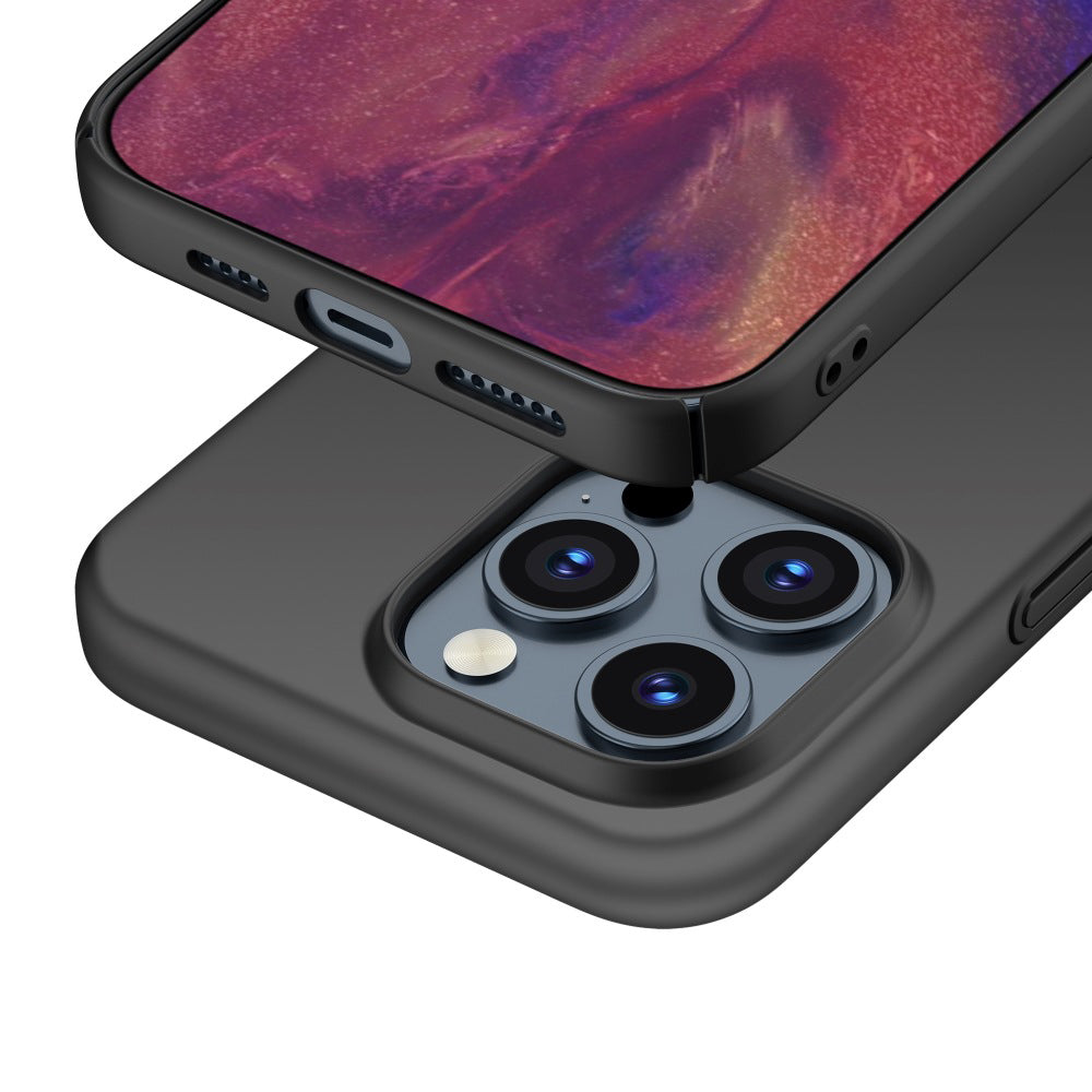 Metallic Red Hard Case (iPhone 15 Plus)