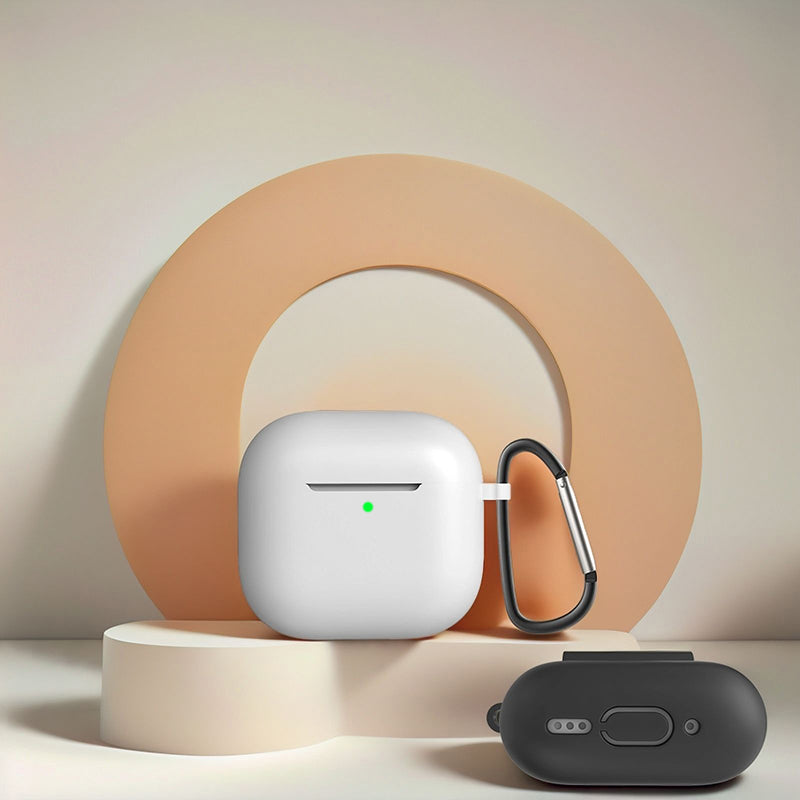 White AirPods Case (4th Gen)