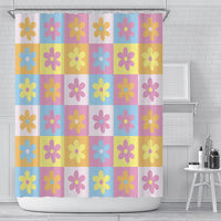 Checkered Daisy Shower Curtain