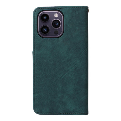 Forest Green Wallet Case (iPhone 16 Pro Max)