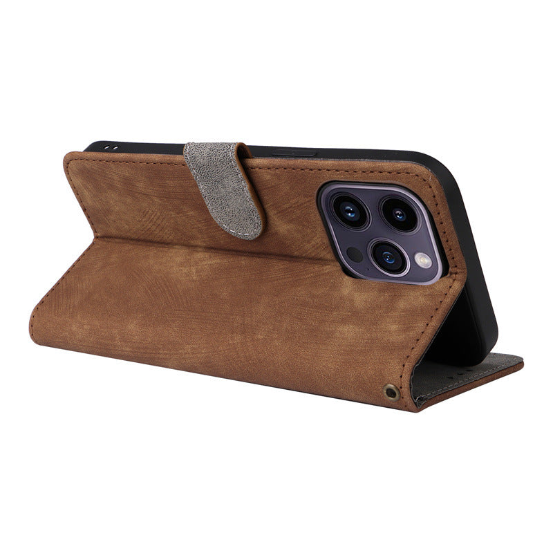 Brown Wallet Case (iPhone 16 Pro Max)
